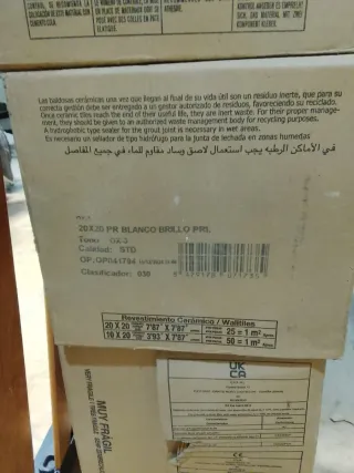 Baldosín revestimiento