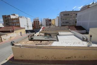 Casa adosada en venta en Zona Pueblo en Guardamar del Segura