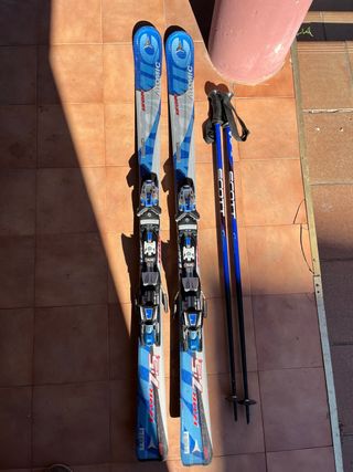Pack Esquís Atomic + Botas Nordica+ Bastones Scott