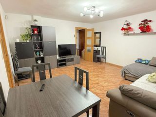 Piso en venta en Zona Mercat en Rubí