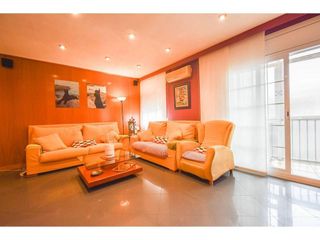 Piso en venta en Creu de Barberà en Sabadell