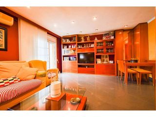 Piso en venta en Creu de Barberà en Sabadell