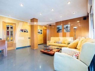 Piso en venta en Creu de Barberà en Sabadell