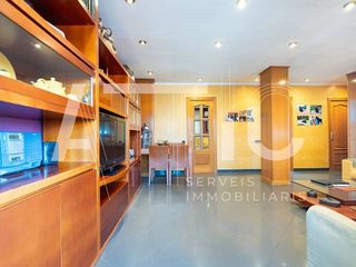 Piso en venta en Creu de Barberà en Sabadell