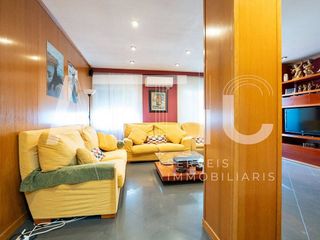 Piso en venta en Creu de Barberà en Sabadell