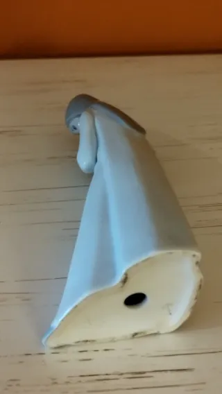 Figura de porcelana niña