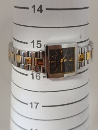 Reloj Givenchy Chambertin con caja