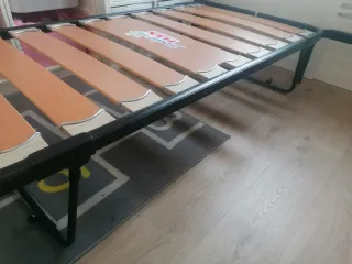 Somier nido Pikolín madera metal. Con 2 colchones.