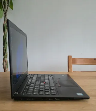 Lenovo i5 SSD 8GB RAM Ofertas muito bom estado