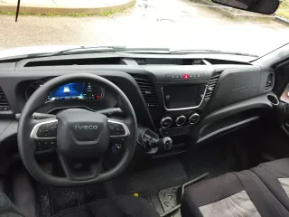 Iveco daily 2025 wsp 602500722 aceptó furgo 9 plaz