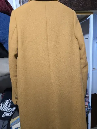 Abrigo Zara Marrón Amarillo