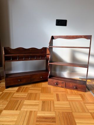 2 Estanterías de pared de madera