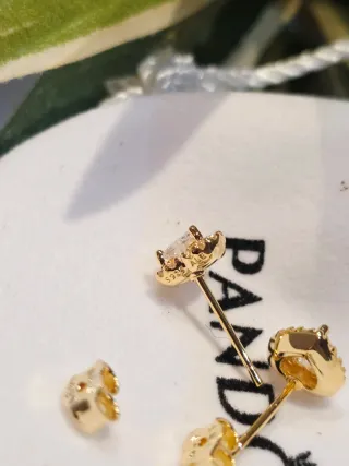 Pendientes Pandora Corazón Baño Oro 14k