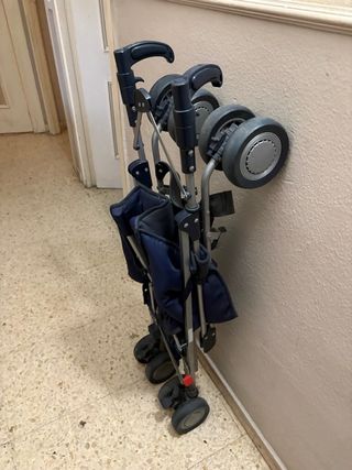 Silla de paseo plegable azul marino