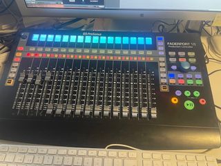 PreSonus FaderPort 16 Controladora Producción
