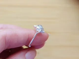 Anillo Nudo de Bruja Piedra Luna Ajustable