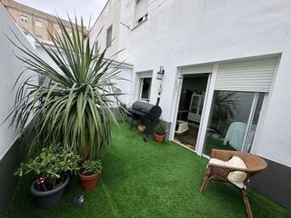 Casa adosada en venta en Utrera