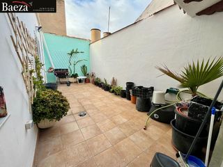 Chalet en venta en Petrer