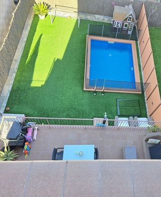 Casa pareada en venta en Sant Quirze Parc- Vallsuau - Castellet en Sant Quirze del Vallès