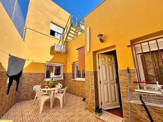 Casa pareada en venta en Vera Ciudad en Vera