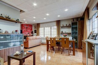Chalet en venta en Sant Fost de Campsentelles