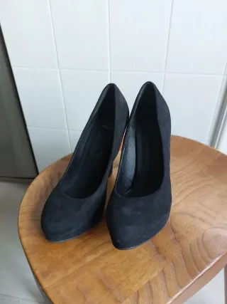 Zapatos de tacón negros