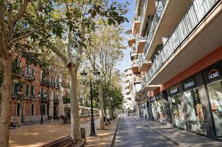Piso en venta en Sant Josep en Hospitalet de Llobregat, L´