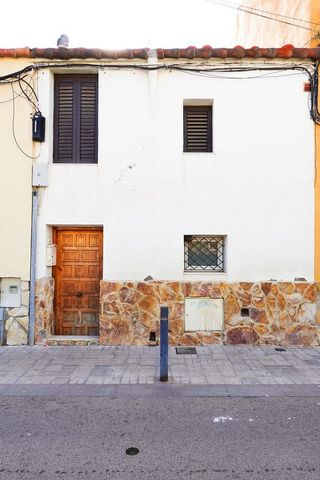 Casa adosada en venta en Vilapicina i la Torre Llobeta en Barcelona