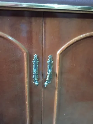 Mueble Estantería TV Madera y dorado