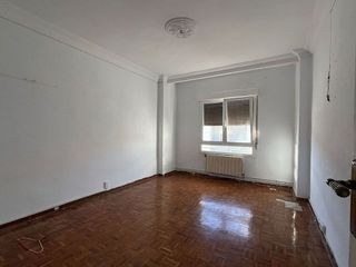 Piso en venta en Azpilagaña en Pamplona