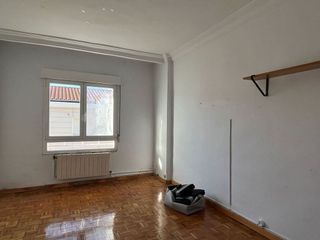 Piso en venta en Azpilagaña en Pamplona
