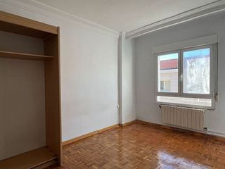 Piso en venta en Azpilagaña en Pamplona