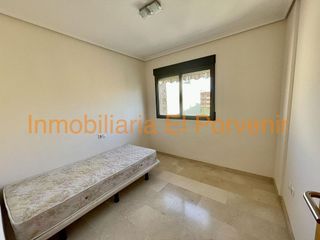 Piso en venta en Zona Avenida al Vedat en Torrent