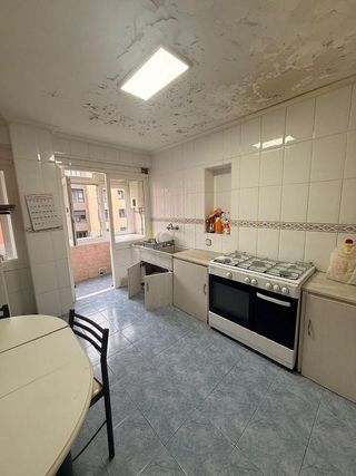 Piso en venta en Tenderina Alta - Fozaneldi en Oviedo