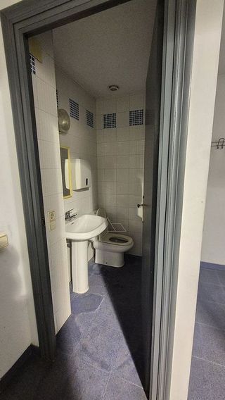 Nave industrial en alquiler en Instituts - Universitat en Lleida