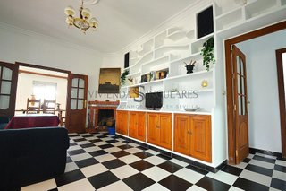 Chalet en venta en Carmona