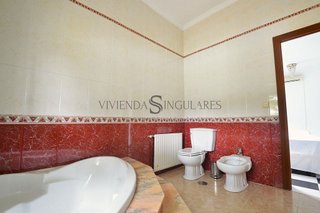 Chalet en venta en Carmona