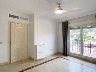 Casa pareada en venta en Calahonda en Mijas