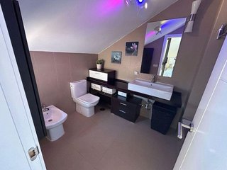 Casa adosada en venta en Zona el Higuerón en Benalmádena