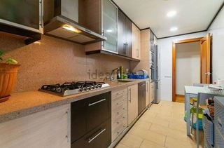 Piso en venta en La Torrassa en Hospitalet de Llobregat, L´