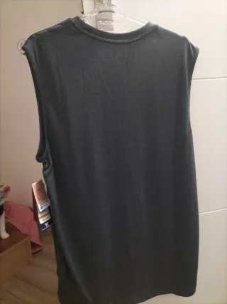 Camiseta sin mangas Reebok gris