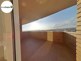 Piso en venta en Les Arenes - La Grípia  Can Montllor en Terrassa