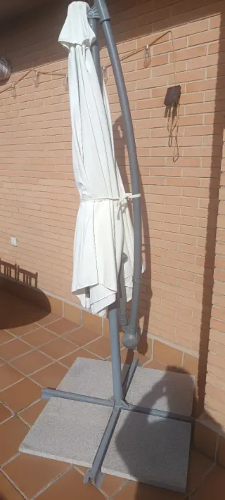 Sombrilla de exterior ideal para jardín