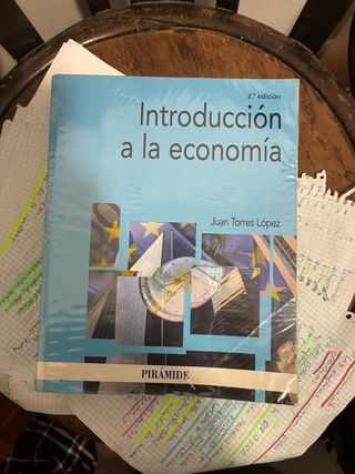 Introducción a la economía (Economía y Empresa)...
