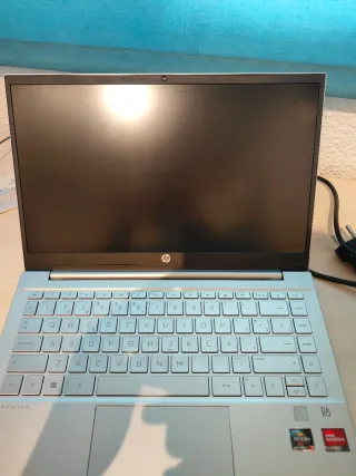 Portátil HP Pavilion 14-ex0003ns Plata