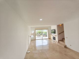 Casa adosada en venta en La Cala Golf - Lagar Martell en Mijas