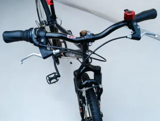 Mountain Bike Btwin 24 pollici ragazzo ammortizzat