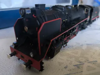 Locomotora HO Mikado Negra