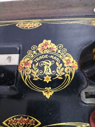 Máquina de coser Frister & Rossmann Antigua