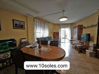 Casa adosada en venta en Orihuela ciudad en Orihuela